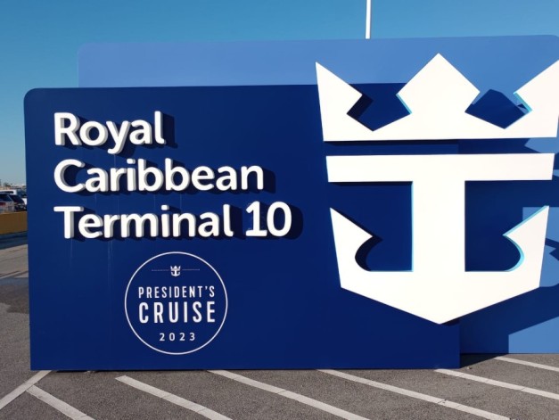 Houston airport to Galveston shuttle