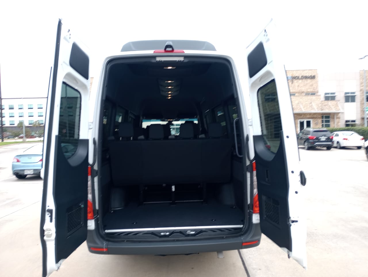 airport shuttle service