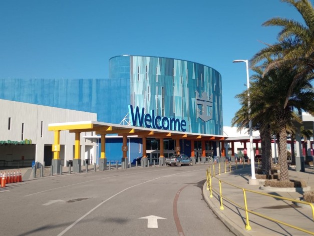 airport shuttle service