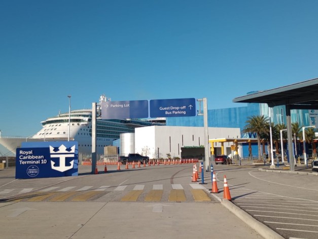 galveston hotel with shuttle to cruise port