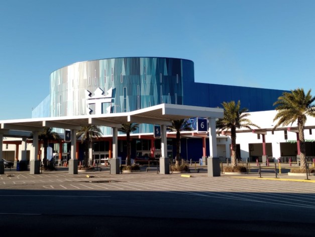 hotel airport shuttle service