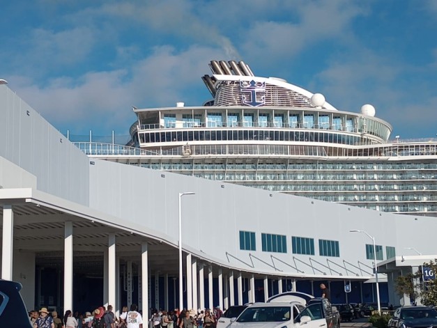 hotel shuttle service